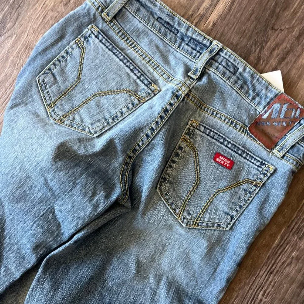 Miss Sisty Super Low Rise Distressed Woman's Jeans 24 NWT's - Picture 3 of 3